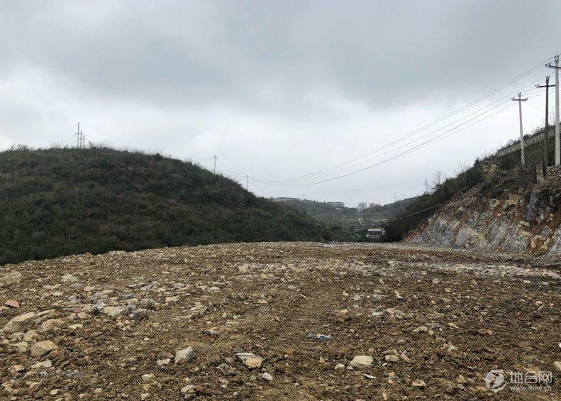 贵州土地流转 遵义土地流转 播州土地流转 龙坪镇工业园区内 土地